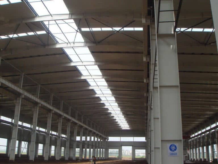 Advantages_of_industrial_warehouse_buildings_2_industrial-warehouse-buildings-768x576