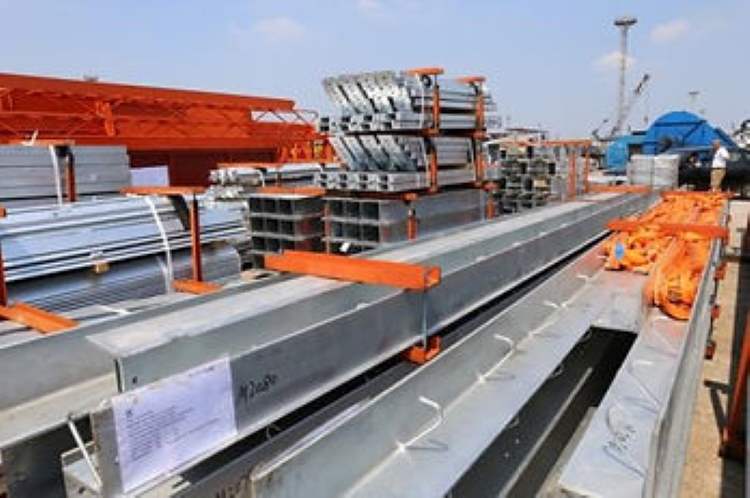 Oro Bridge Girder Frame works: storage at port for break bulk vessel shipment 