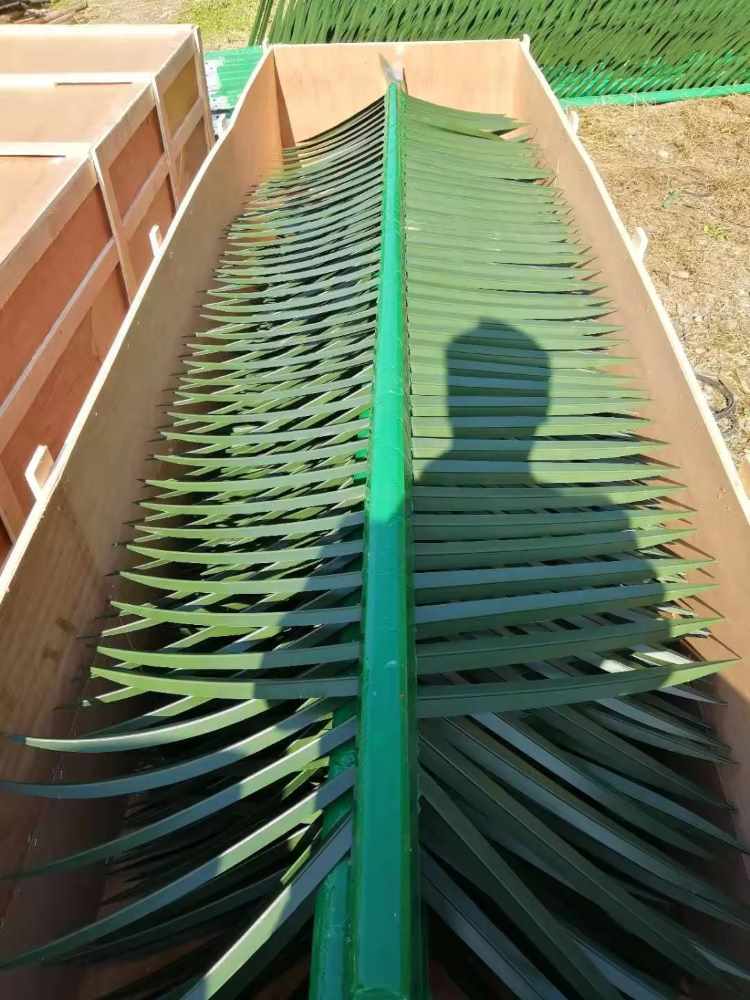 High_Quality_Galvanized_Decorating_Trees_Galvanized_Antenna_Monopole_05_Packing_Packaging