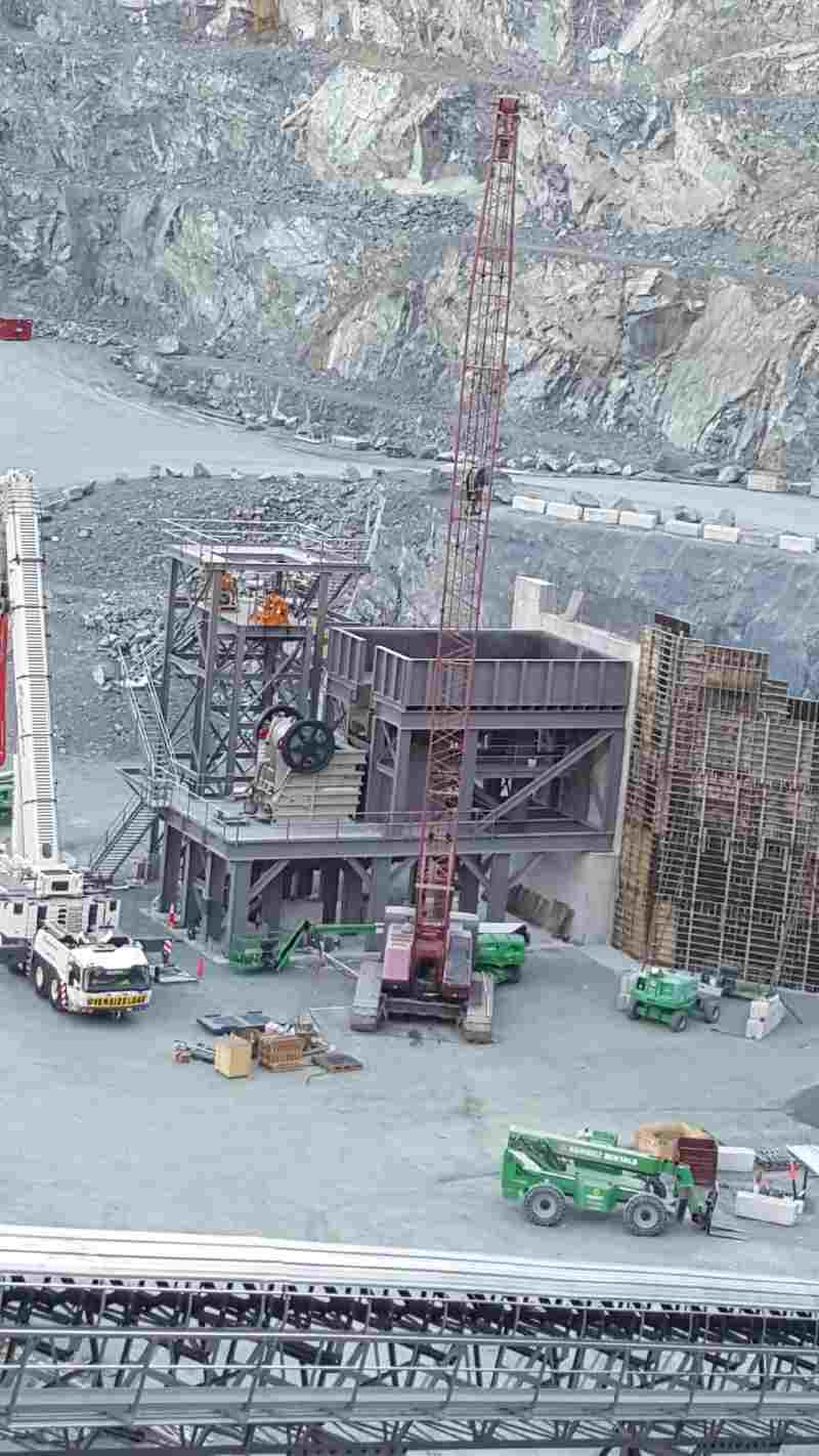 Primary station with rock box hopper and hydraulic breaker support structure, Feed&Discharge Conveyor Steel Structures 