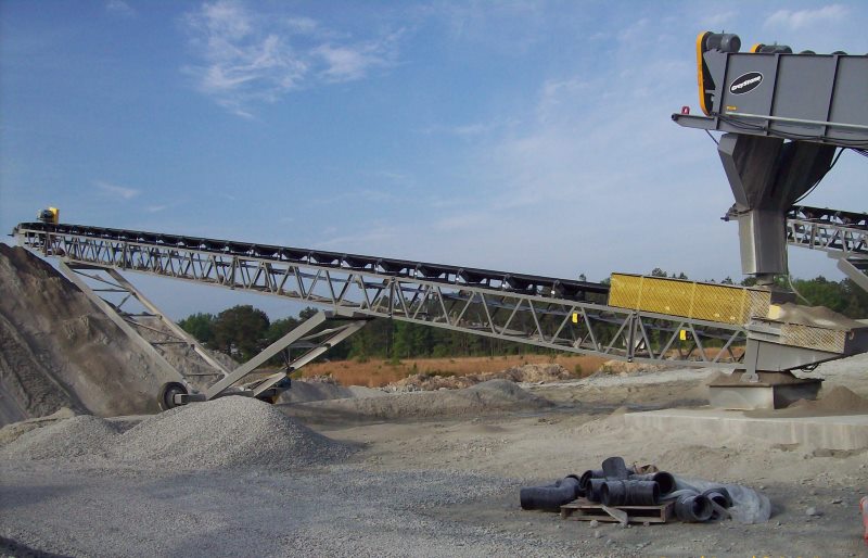 Screen Station Buildings and Screen Feed&Discharge Conveyors Steel Structures: 30 x 100 Radial Stacker 