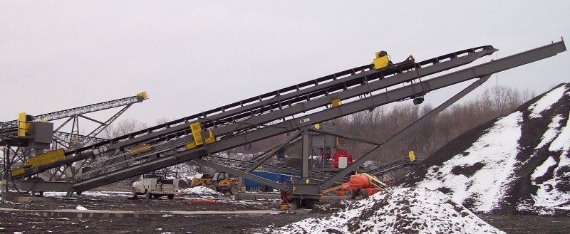 Screen Station Buildings and Screen Feed&Discharge Conveyors Steel Structures: 36 x 100-150 Telescoping Radial Stacker 