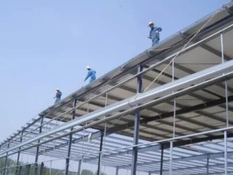 installation of roof panel