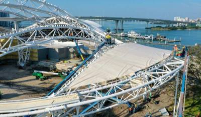 Floating-like Free Span Tensile Membrane Roofing | Amphitheater with Stingray Canopy