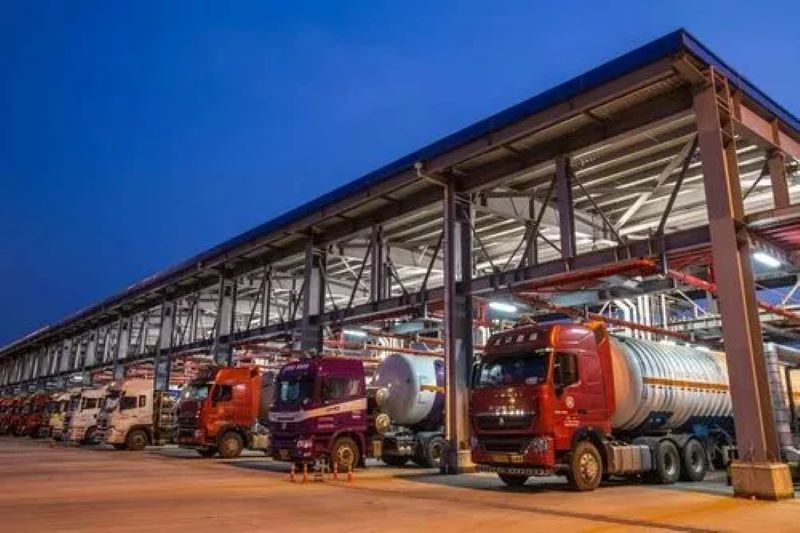 Truck Loading&Unloading Island Roof Shed Steel Structures