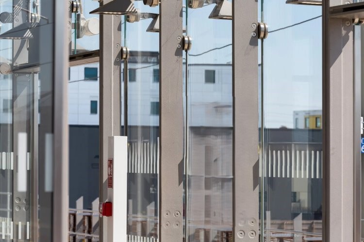 Train station Atrium Box Glazed Facade Platform and Canopies | Architecturally Exposed Steel