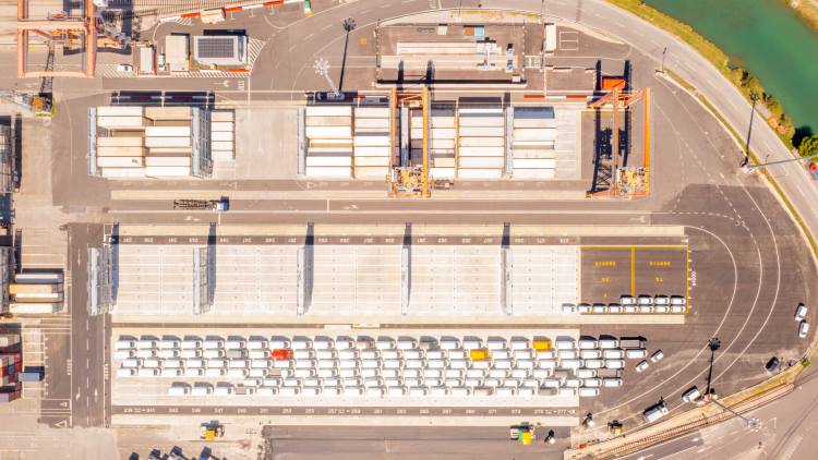 Completion of Reefer Container Terminal Reefer Racks ,Koper Port,Slovenija | Made In China ZHM