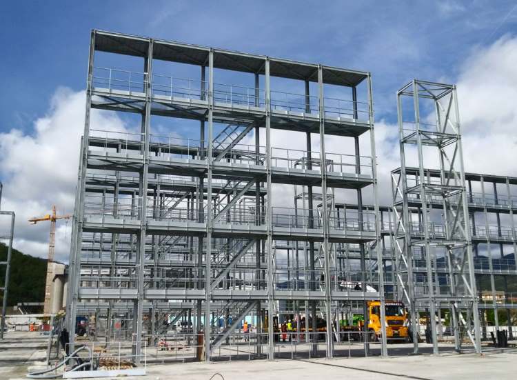 Maersk Multifunctional Reefer Rack Steel Platforms Italy: Site Steel Structure Installation Supervision 