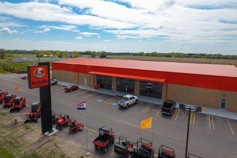 Commercial Dealership Steel Building For Tractors and Heavy Farm Equipment: Front Side Elevation