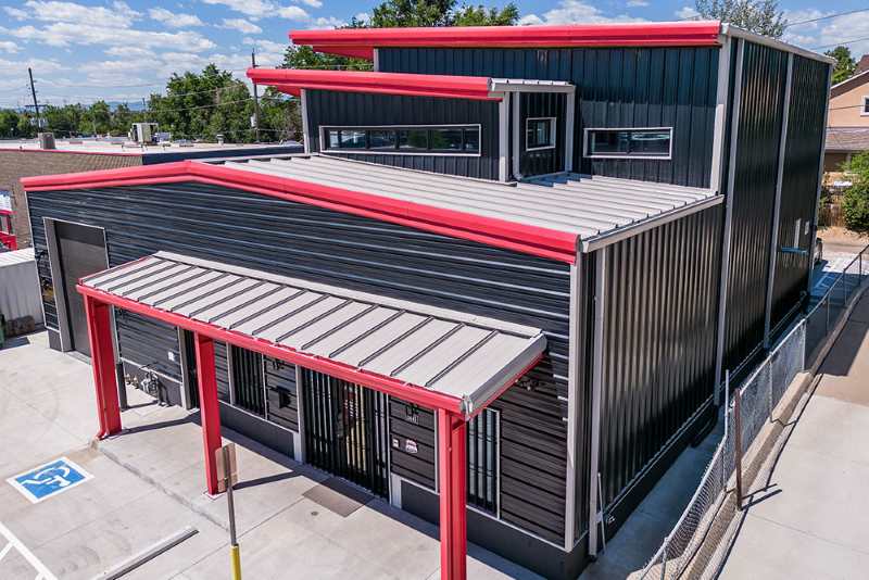 Office,Showroom,Warehouse Use Metal Commercial Buildings With Modern Design Black Color:Front side View